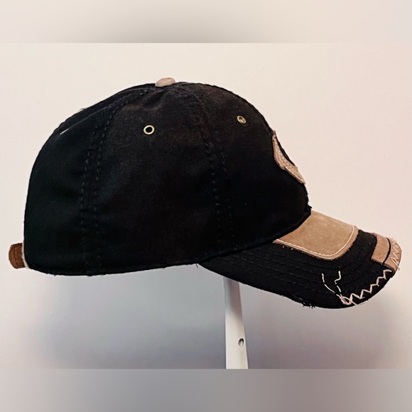 VTG True Religion - 2 Chainz - Leather Snap Back - Picture 4 of 11